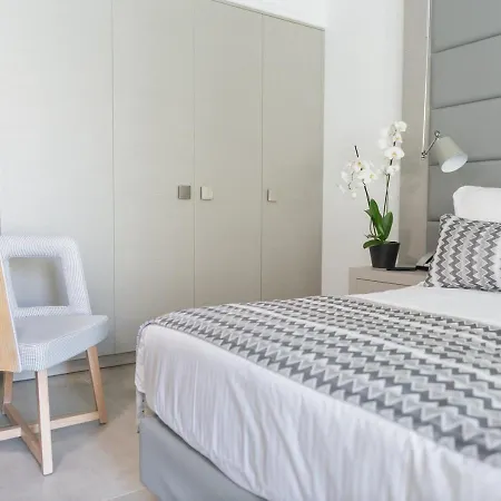 Soso Anastasia Star Hotel